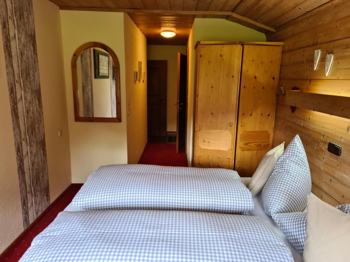 Apartmenthaus Lärchenhof Ehrwald Exterior foto