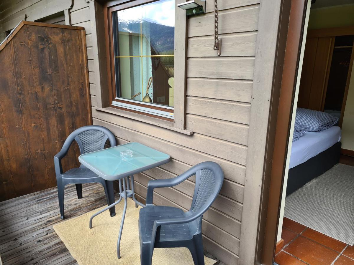 Apartmenthaus Lärchenhof Ehrwald Exterior foto